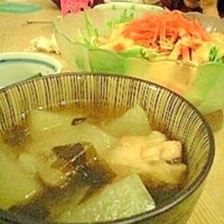 佐賀のおばあちゃんの味、とろとろ冬瓜と鶏のスープ